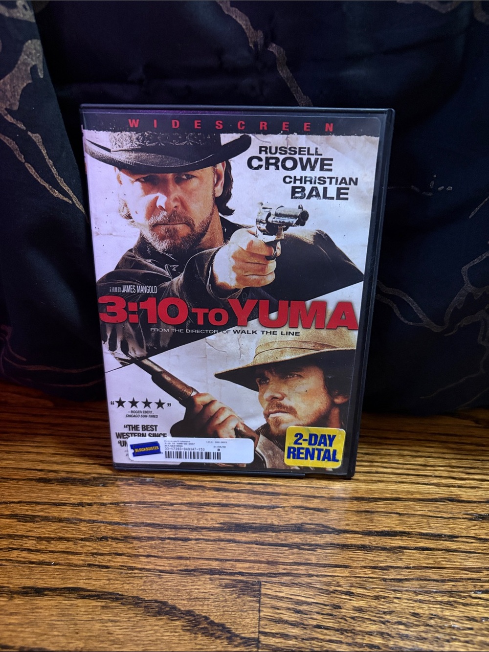 3:10 to Yuma (Widescreen) Movie DVD - White, Red, Black